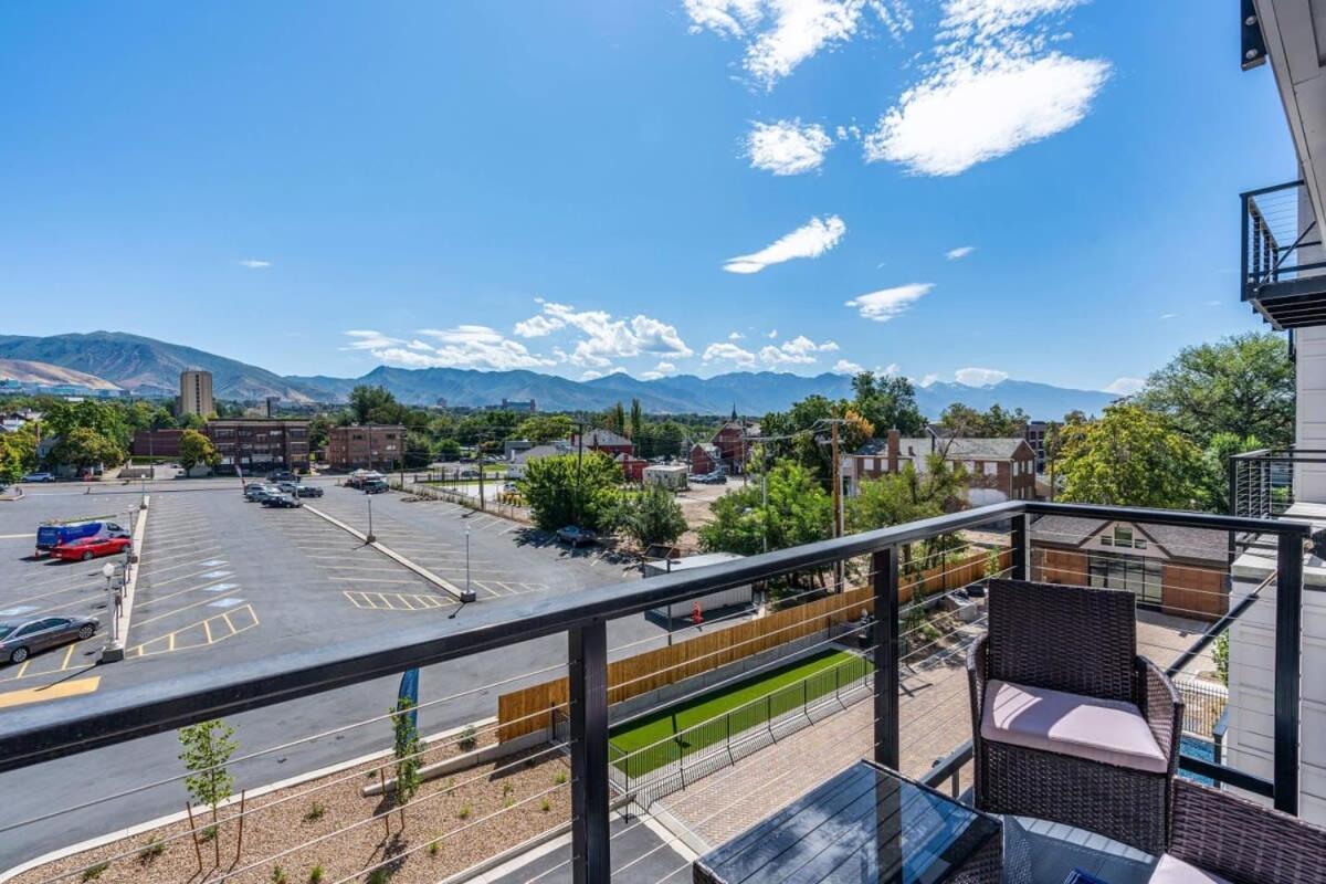 2Br Luxury Urban Escape Balcony & Fitness Center Apartamento Salt Lake City Exterior foto
